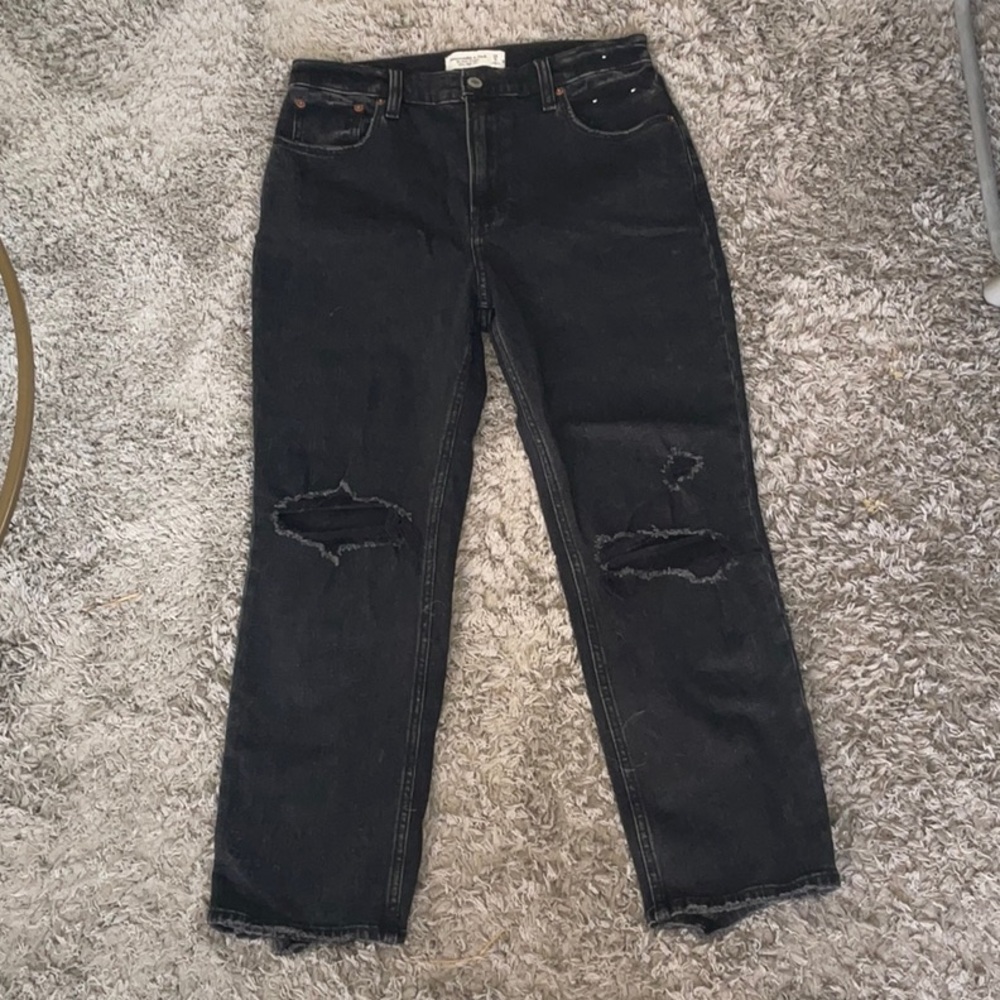 Abercrombie & Fitch Ankle Straight Ultra High Rise Black Distressed Jeans